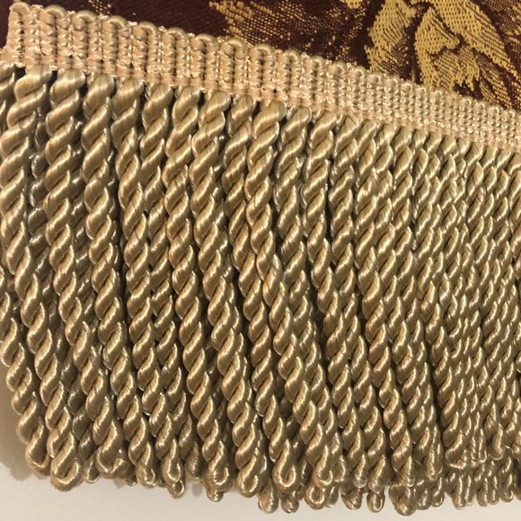 Elegant marron floral table cloth - Picture 2 of 4